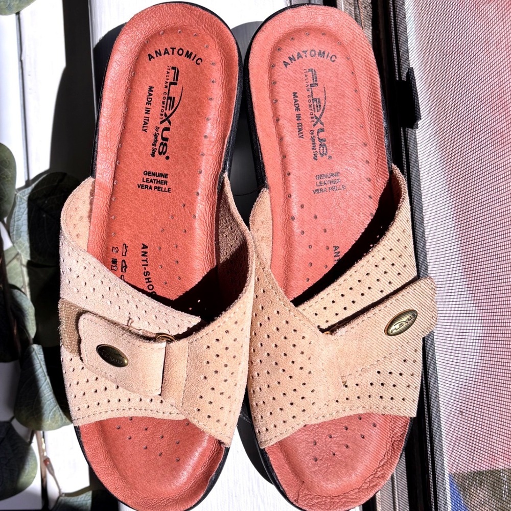 Flexus by Spring Step Womens Tan Suede Leather Comfort Slide Sandals Italy
